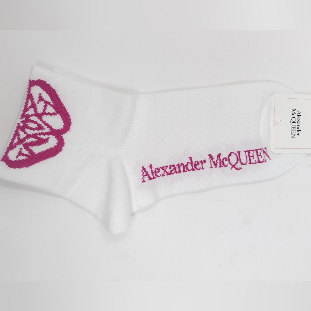 Alexander McQueen Cut Seal White and Pink Logo Socks